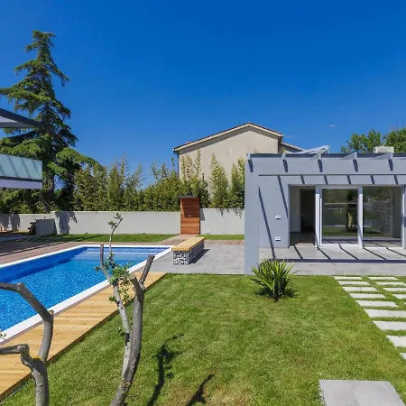 Hébergement de vacances Dora By Interhome Pula