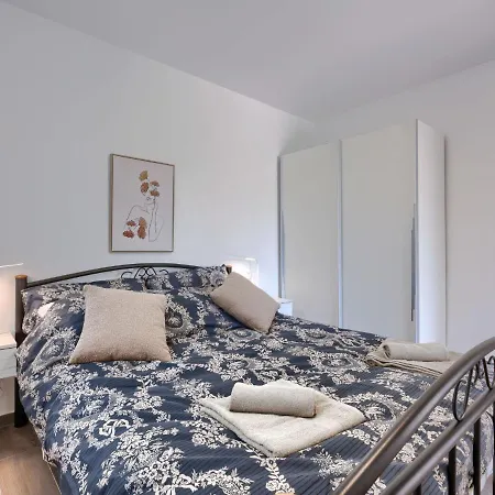 Dora By Interhome Holiday home Pula
